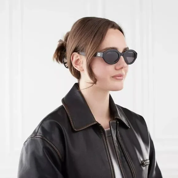 Gucci GG1579S 001 Oval Sunglasses - Black\\Grey Gucci GG1579S 001 Sunglasses Shiny Black - eye-oo.com main image 3